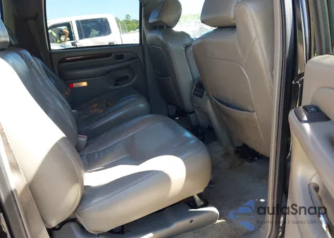 2003 Cadillac Escalade Esv Standard z USA, uszkodzony, nr VIN 3GYFK66N23G261683